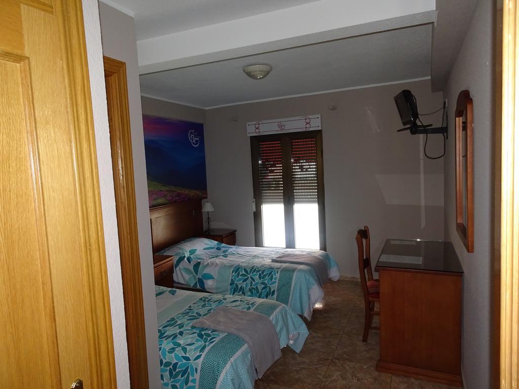 Hostal Gonzalez Guadarrama Exterior foto