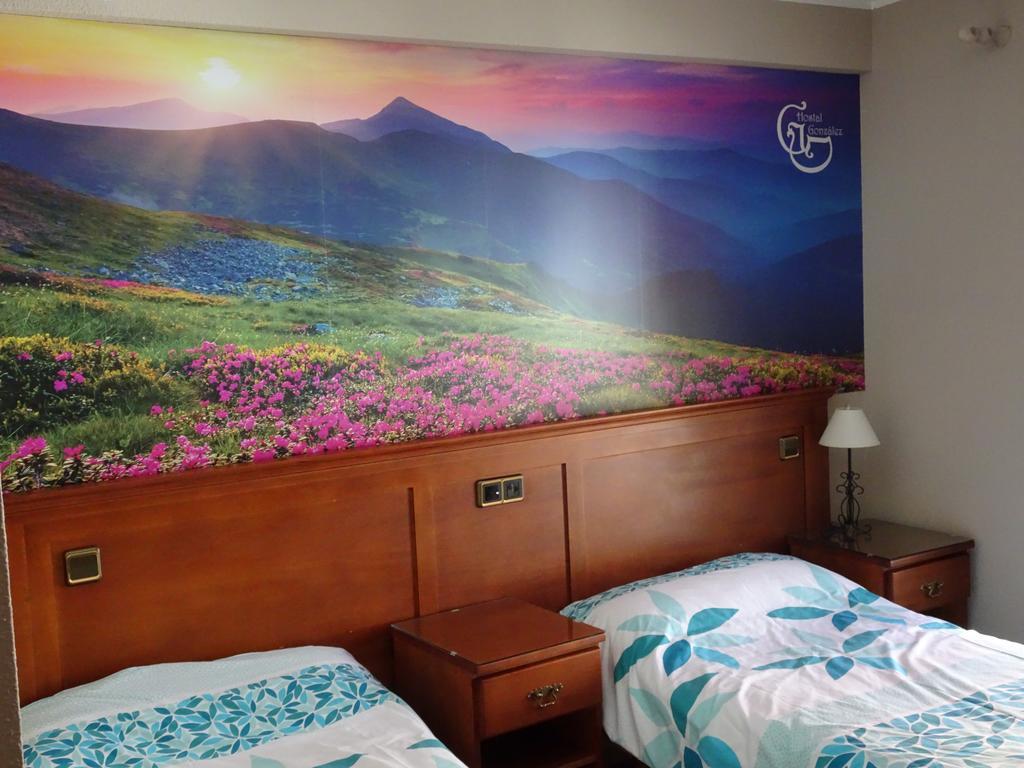 Hostal Gonzalez Guadarrama Exterior foto