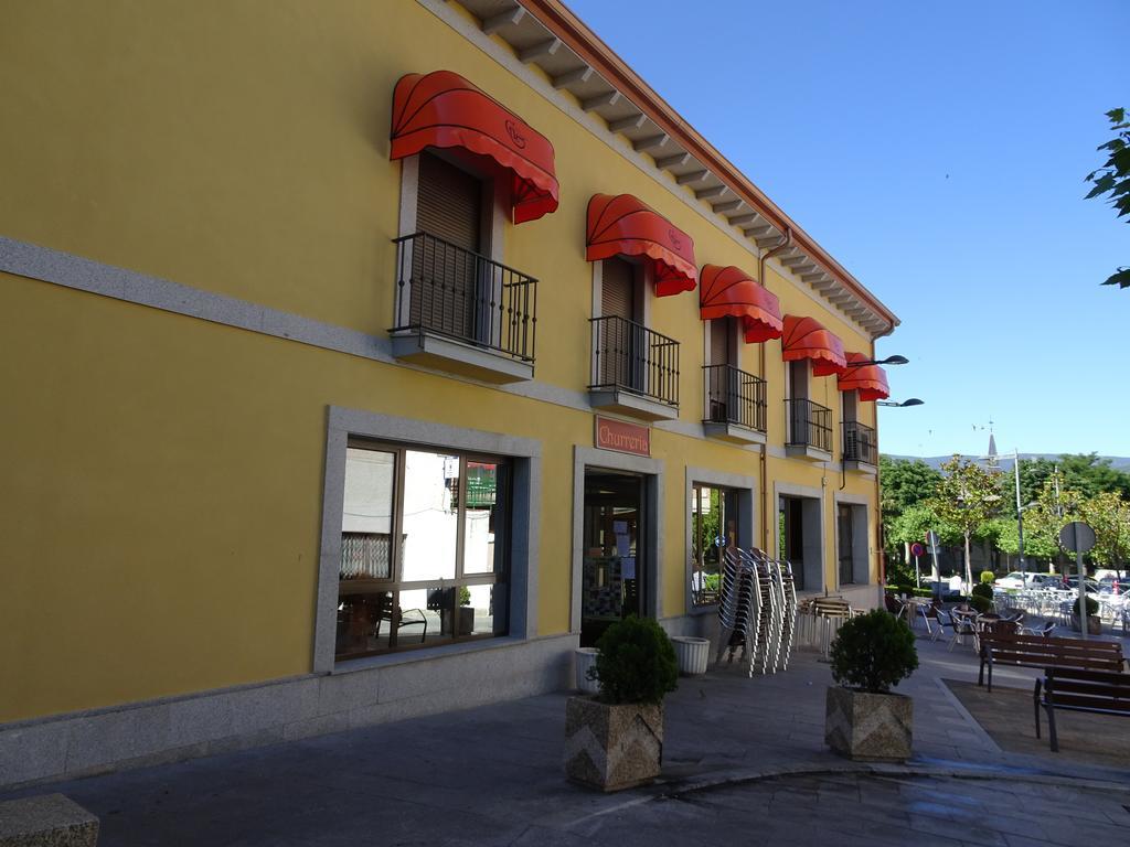 Hostal Gonzalez Guadarrama Exterior foto